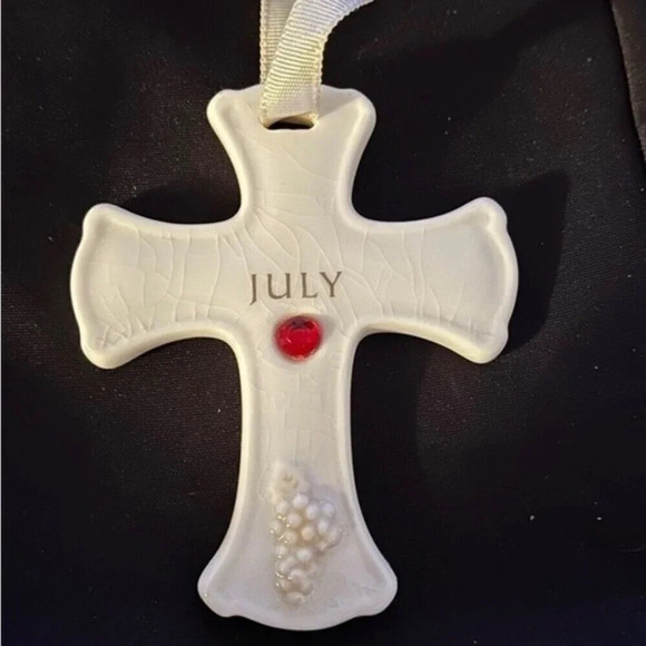 White ceramic cross, about 3 inches tall - Picture 1 of 2